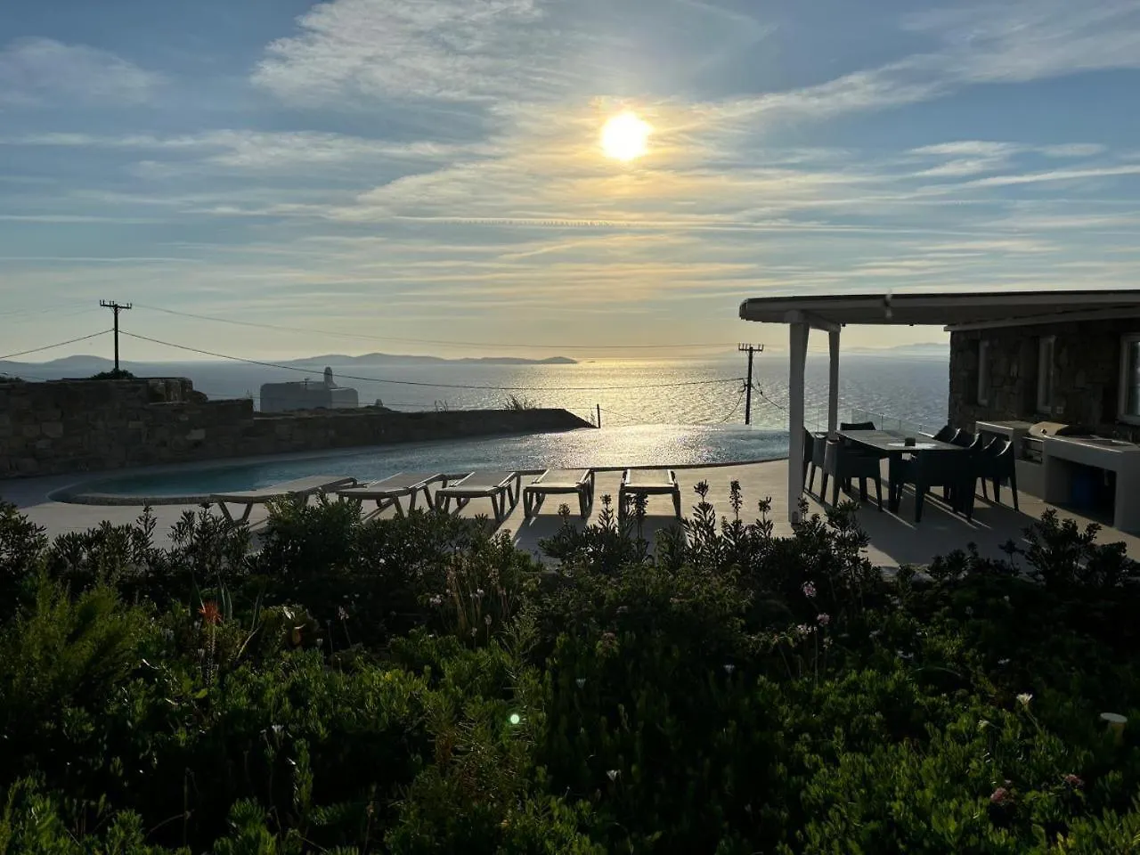 White Rock Suites & Villas Houlakia  0*, Houlakia (Mykonos)