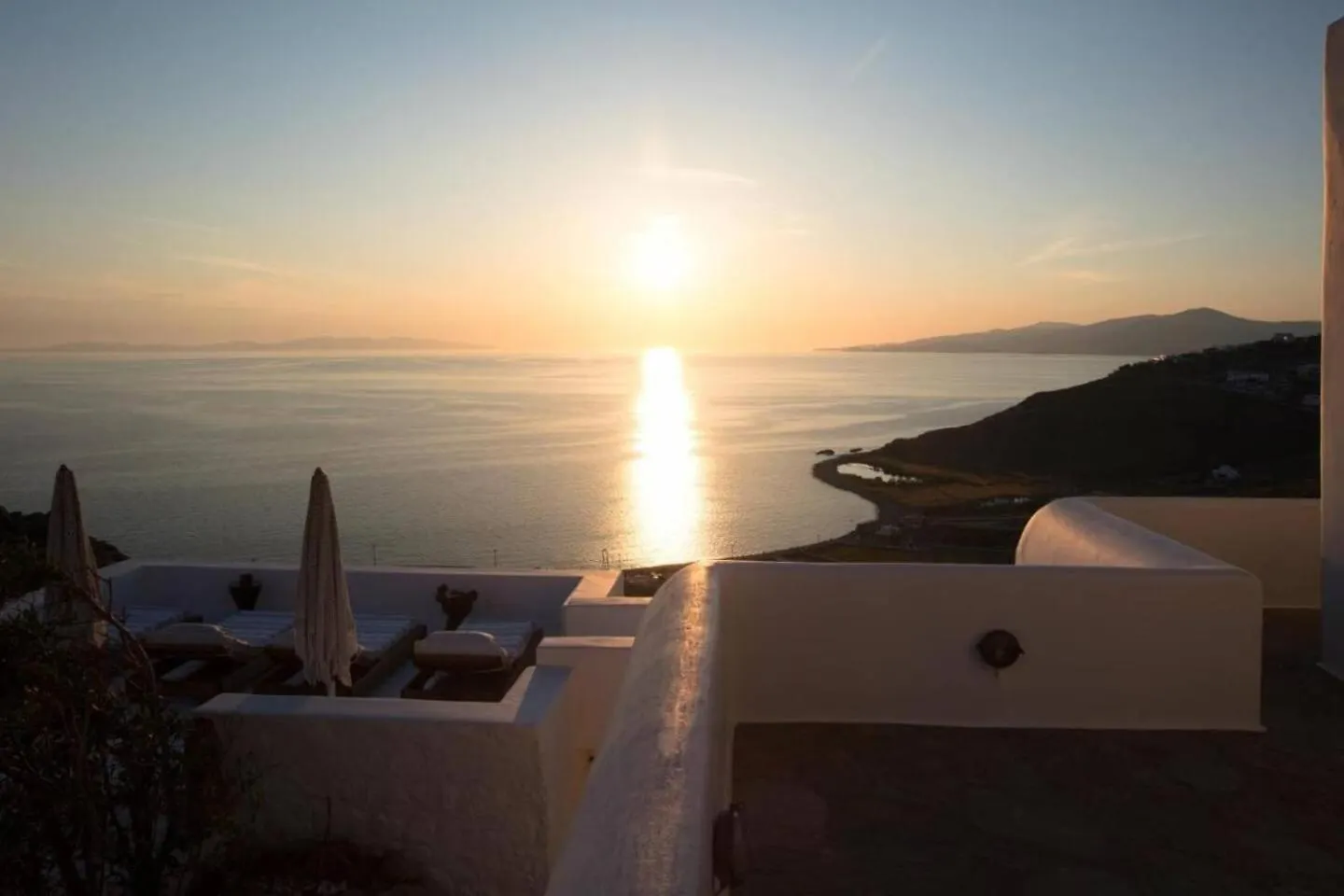White Rock Suites & Villas Houlakia  Houlakia (Mykonos)