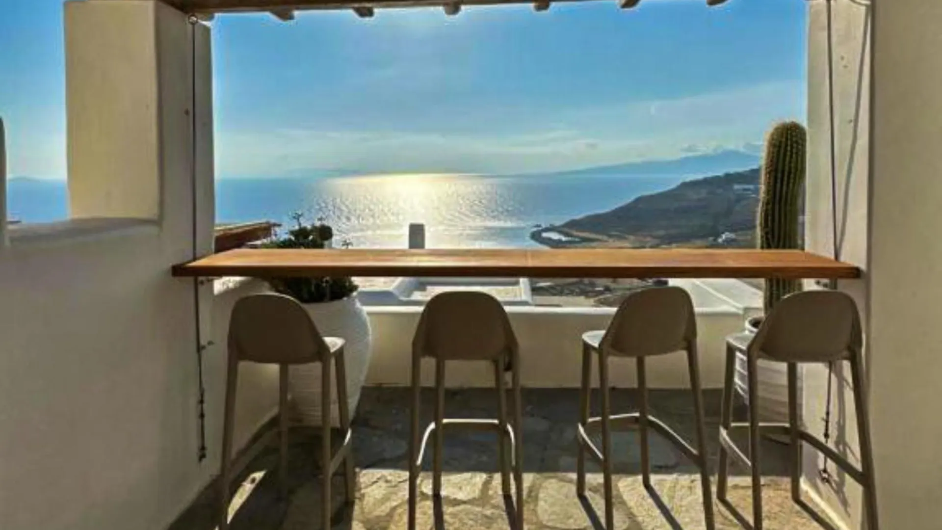 White Rock Suites & Villas Houlakia  Řecko