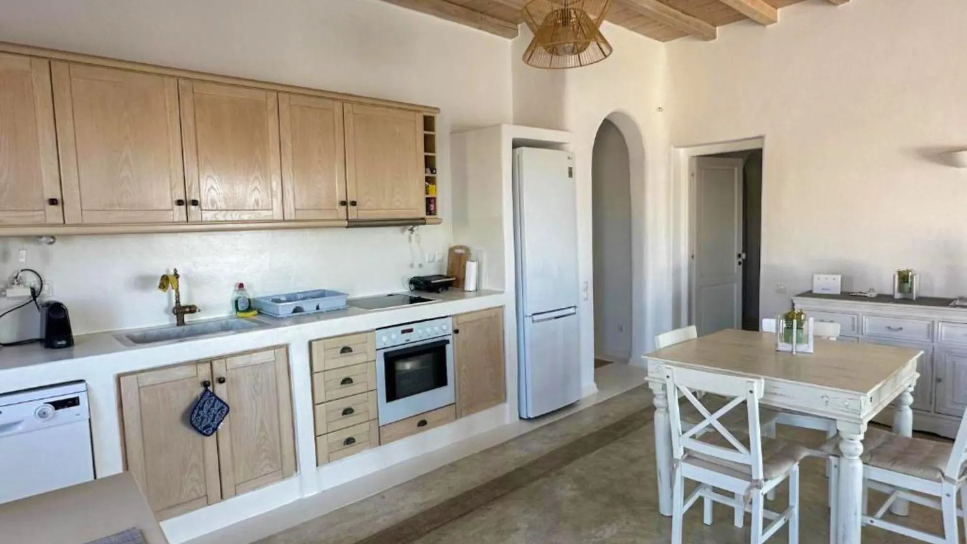 Hotel White Rock Suites & Villas Houlakia
