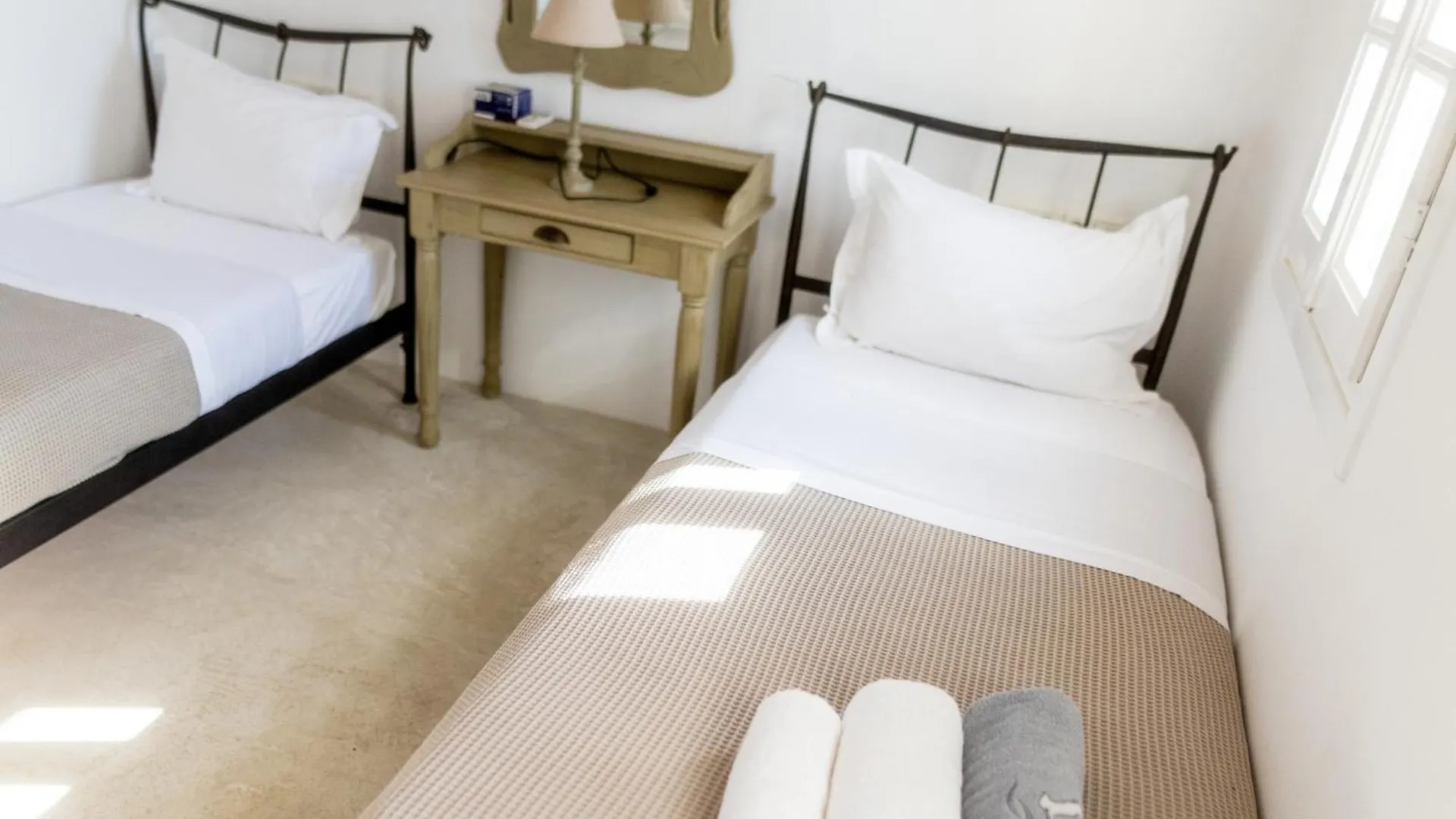 Hotel White Rock Suites & Villas Houlakia  Řecko