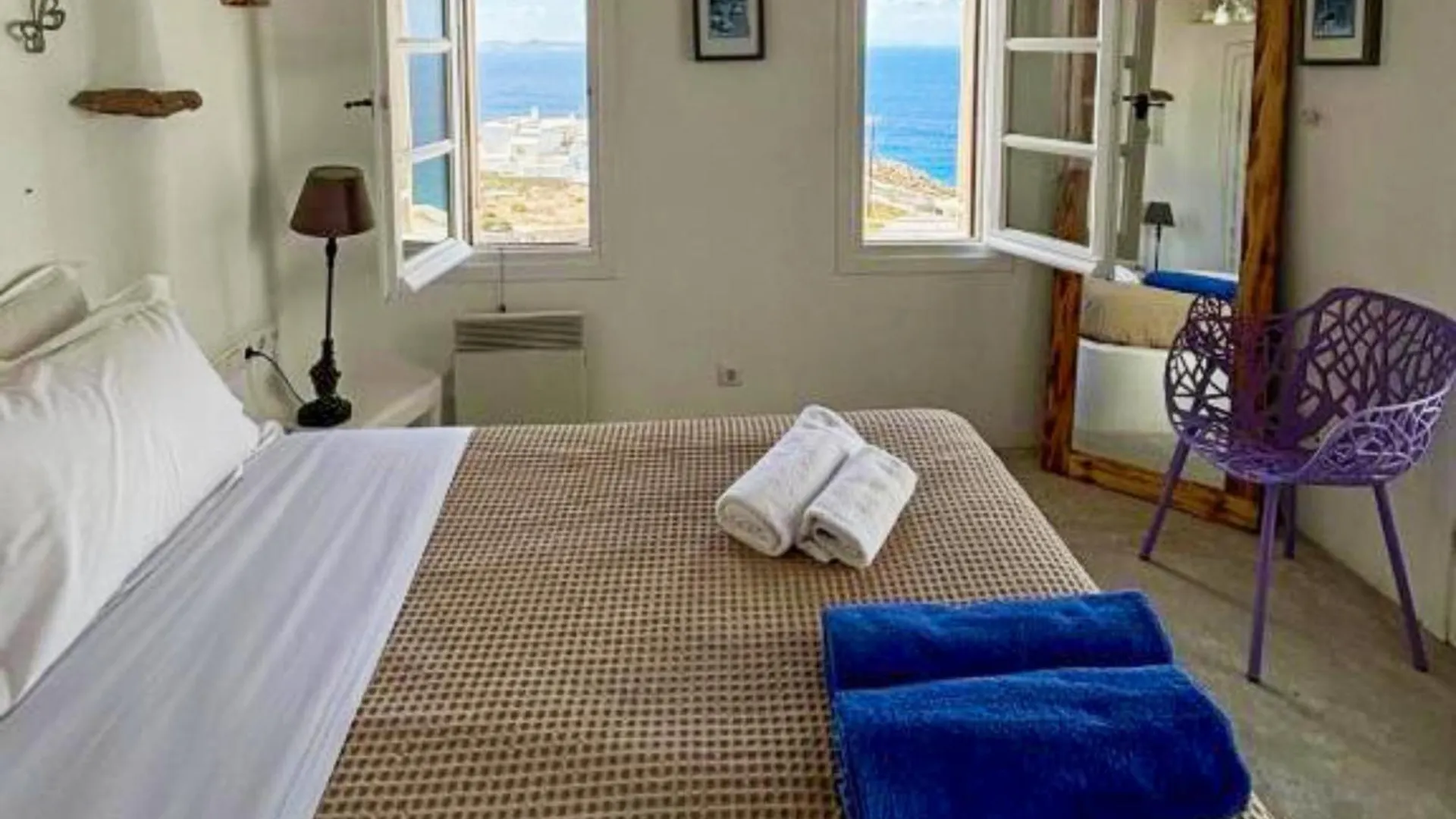White Rock Suites & Villas Houlakia
