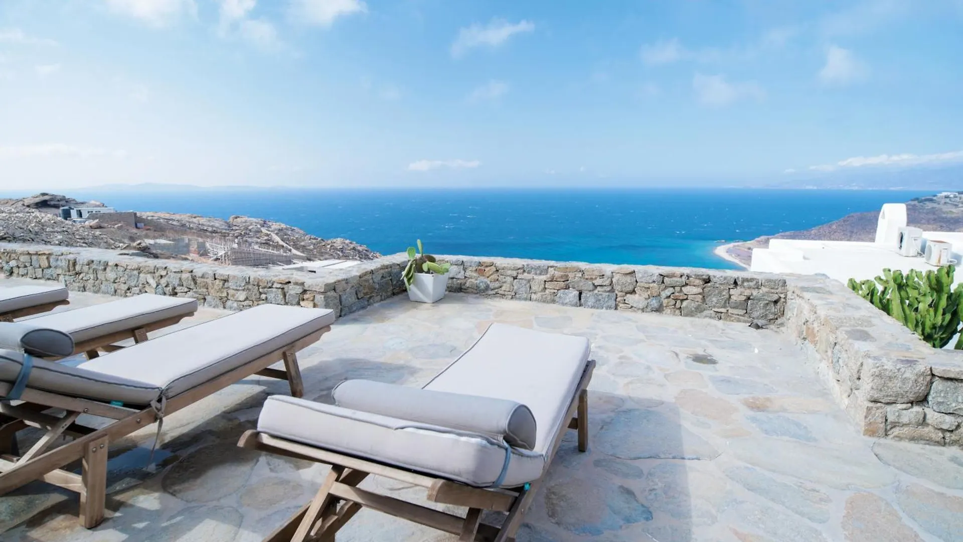 White Rock Suites & Villas Houlakia  Греция