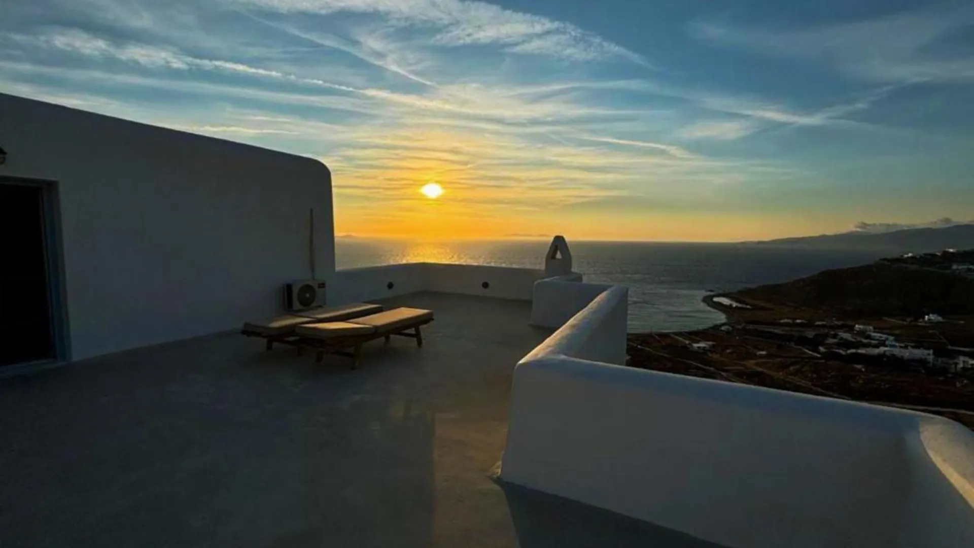 White Rock Suites & Villas Houlakia  Houlakia (Mykonos)