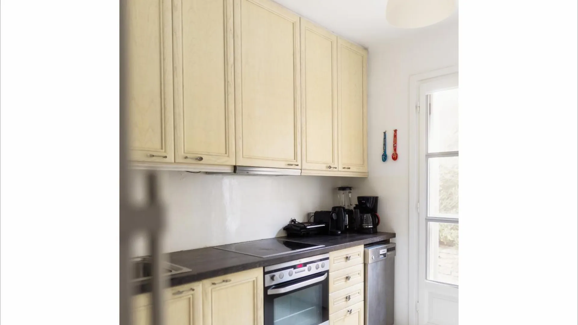 White Rock Suites & Villas Houlakia  Отель