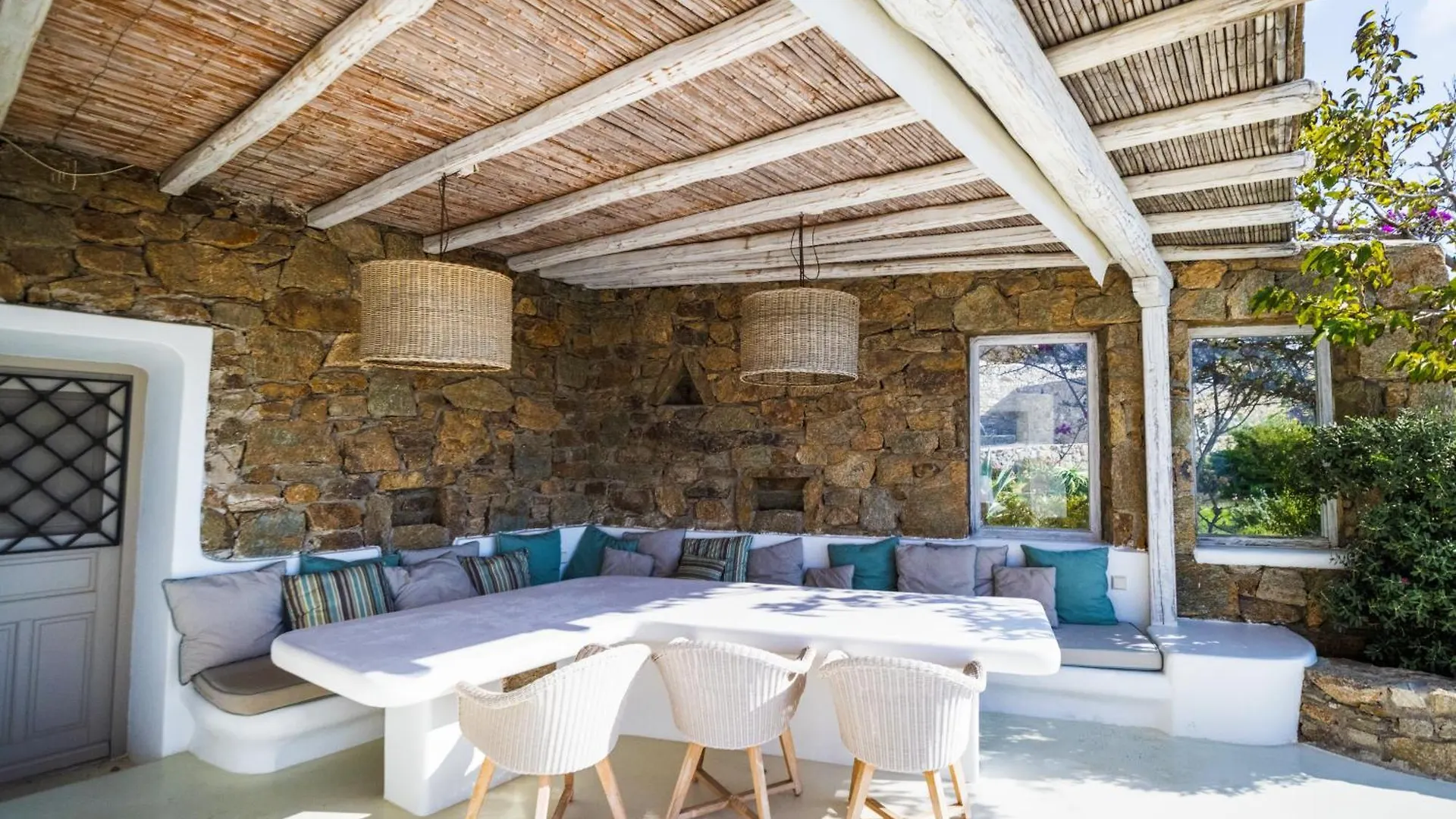 White Rock Suites & Villas Houlakia  Houlakia (Mykonos)